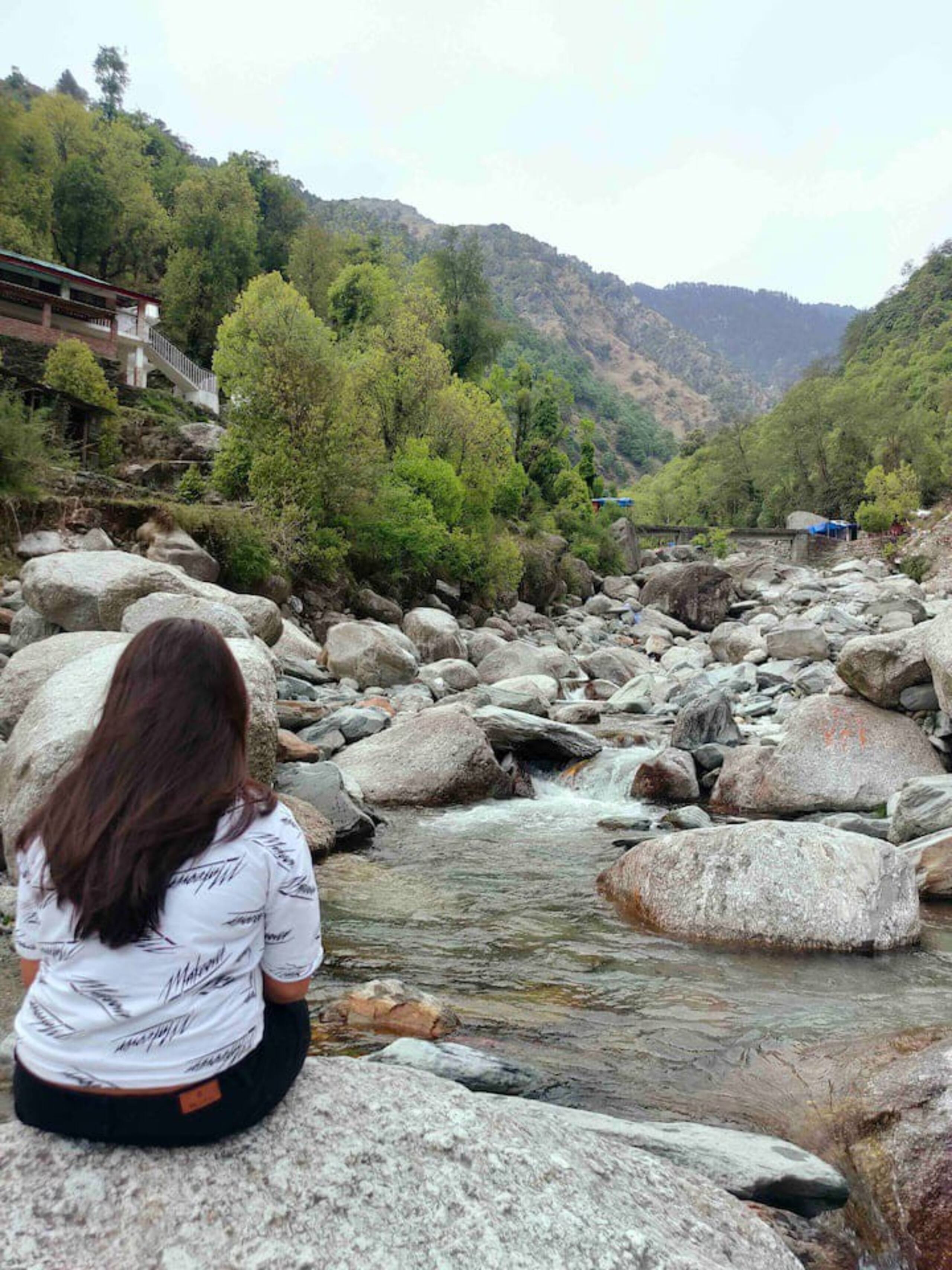 Aarav Homestay | 4 Bedroom Riverside Retreat 5
