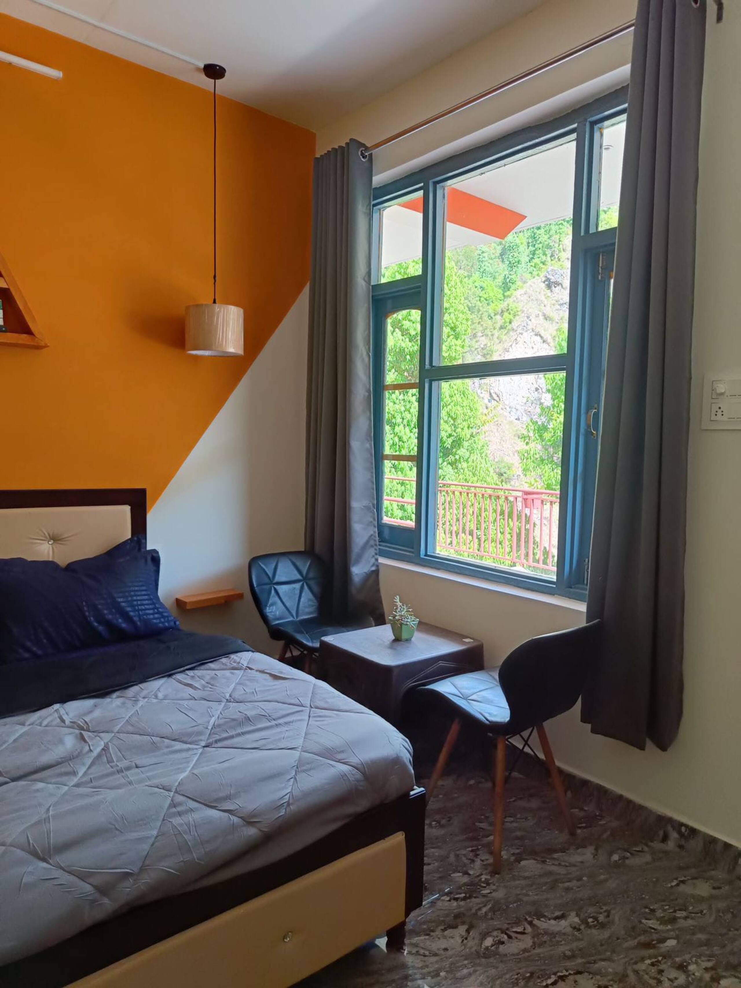 Aarav Homestay | 4 Bedroom Riverside Retreat 11