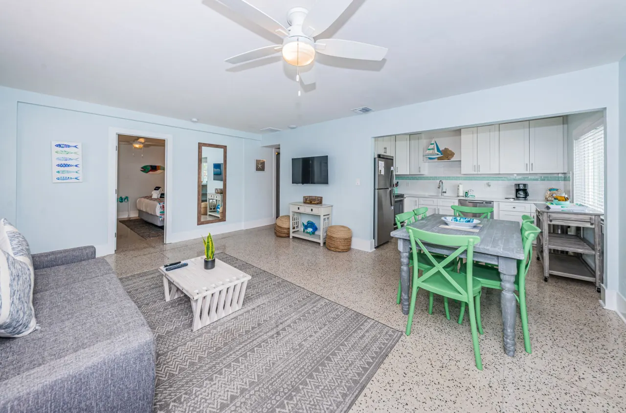 Spacious 2 Bedroom 2