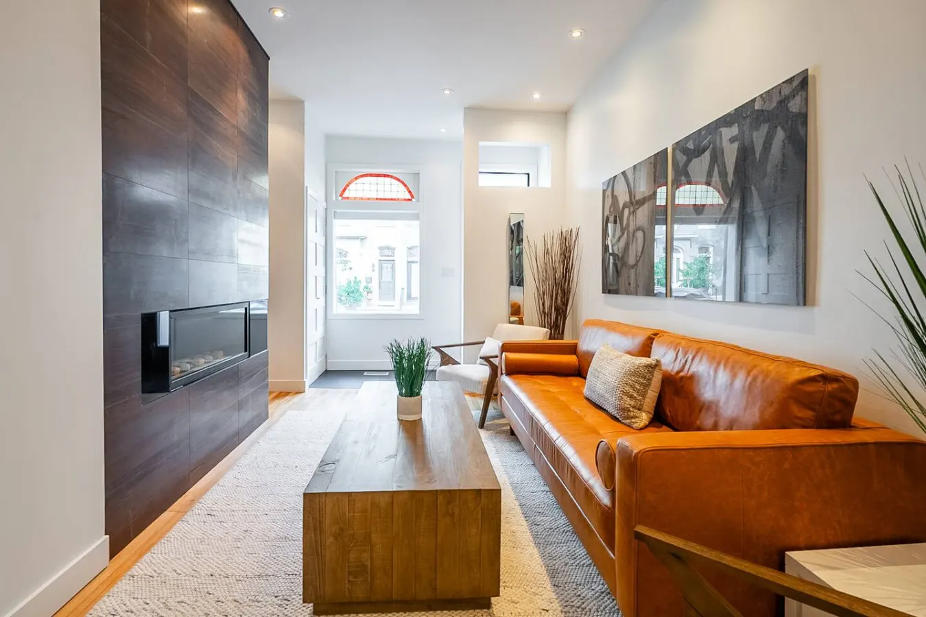Summerhill 2BR Home Designer Style Sleeps 4 6