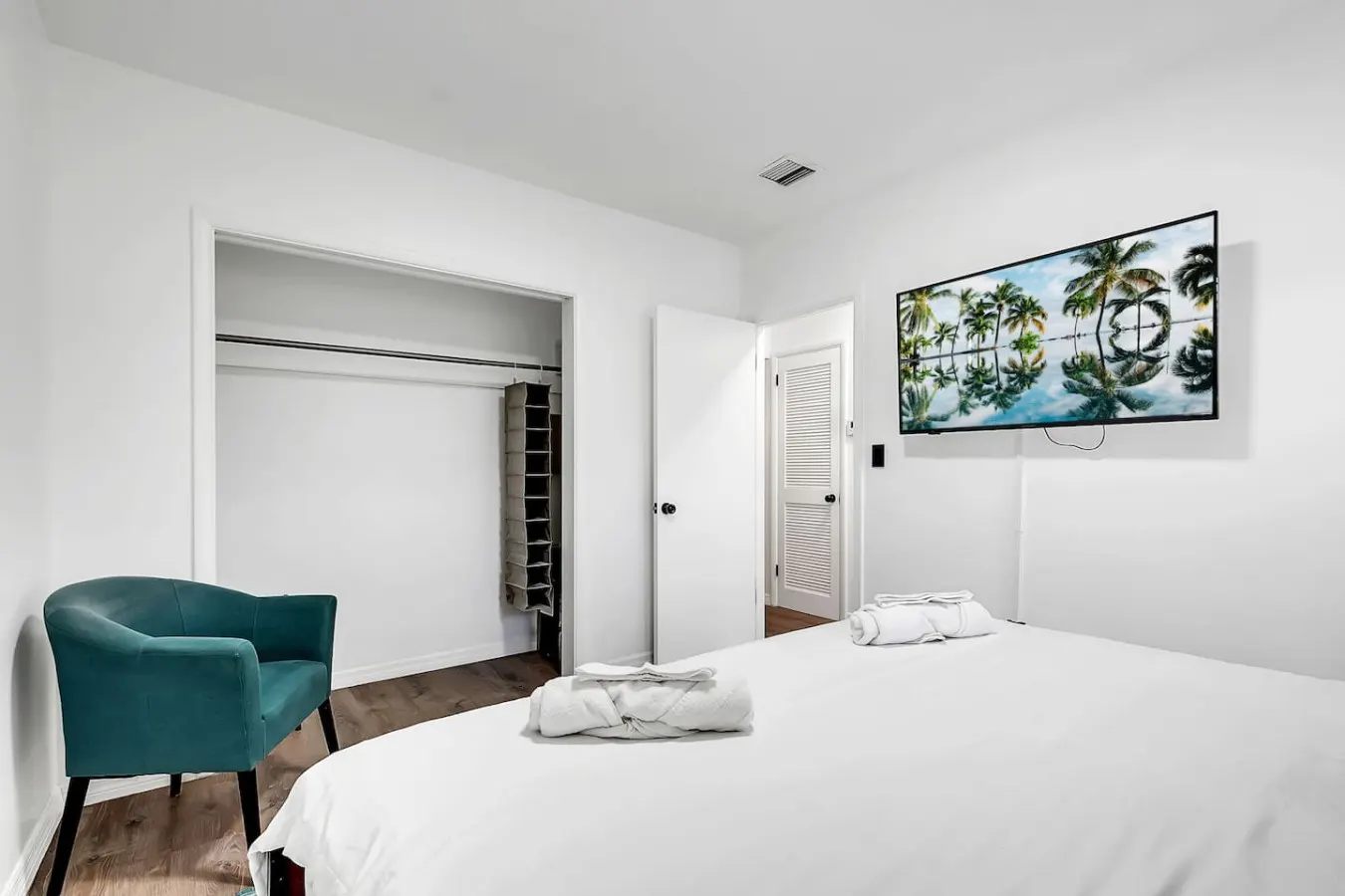 Gated Miami Retreat, Walk to Marlins Stadium 17