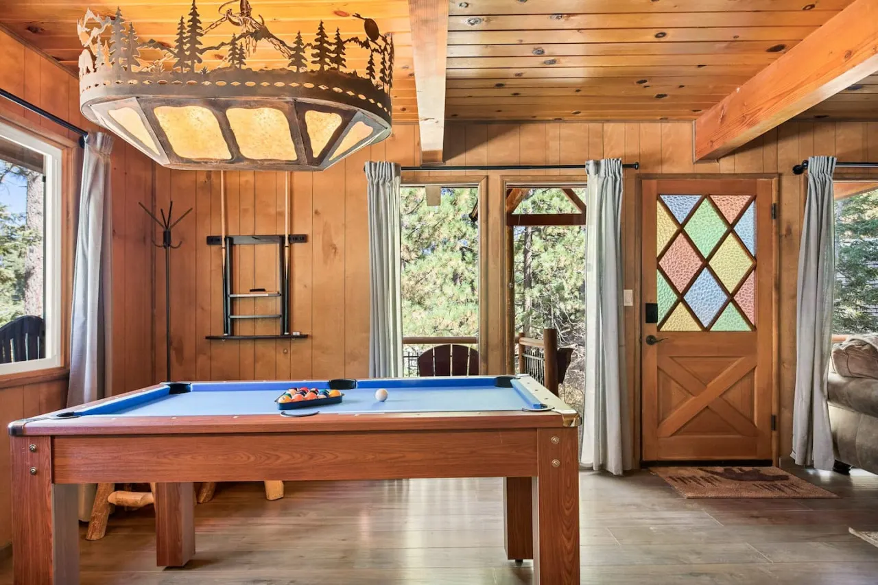 Hidden Pines - Hot Tub, BBQ & Pool Table 3