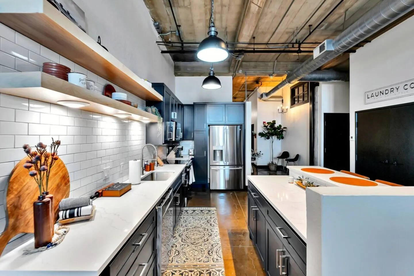 3 Bdr Luxury Loft-Heart of Silos/Baylor/Downtown 9
