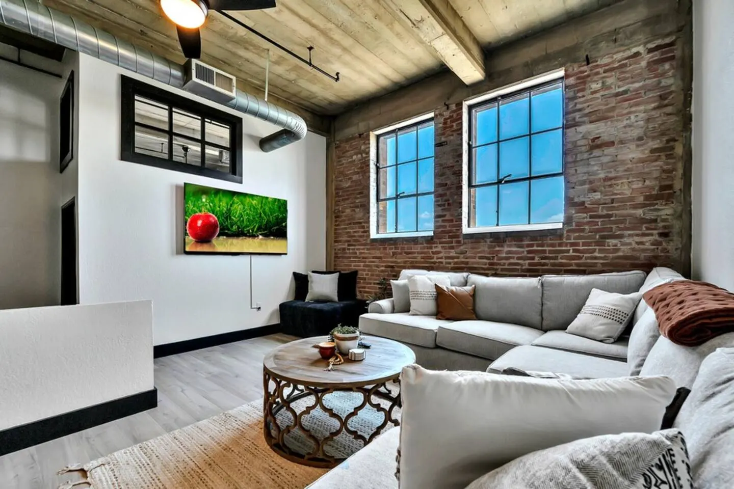 3 Bdr Luxury Loft-Heart of Silos/Baylor/Downtown 10