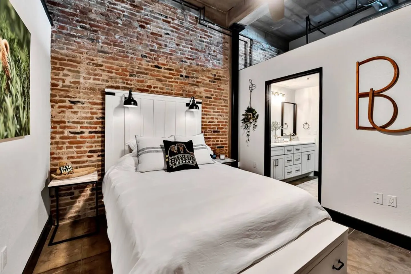 3 Bdr Luxury Loft-Heart of Silos/Baylor/Downtown 18