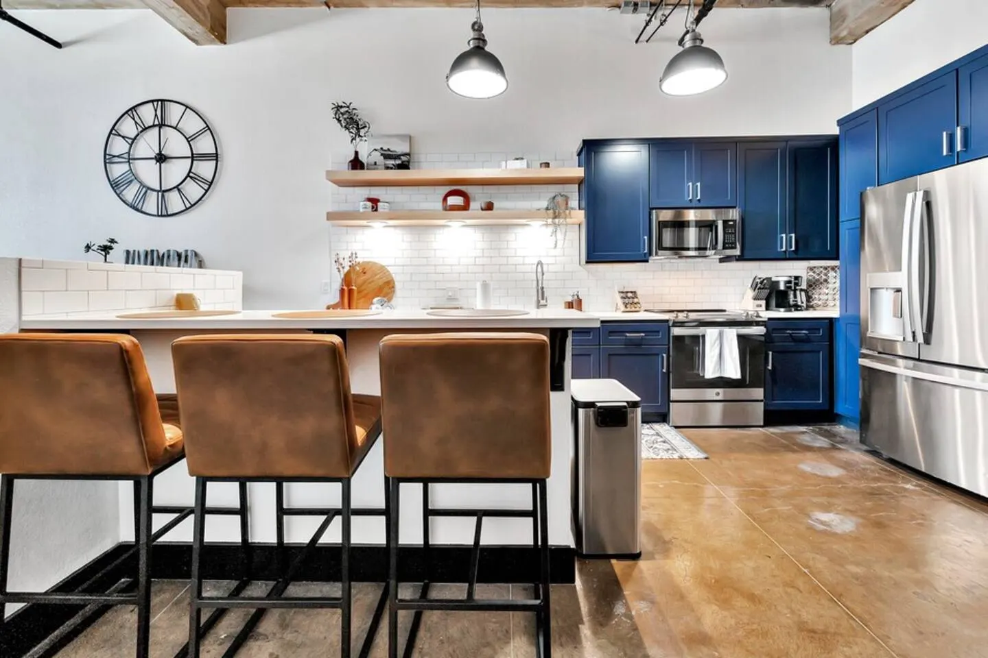 3 Bdr Luxury Loft-Heart of Silos/Baylor/Downtown 6