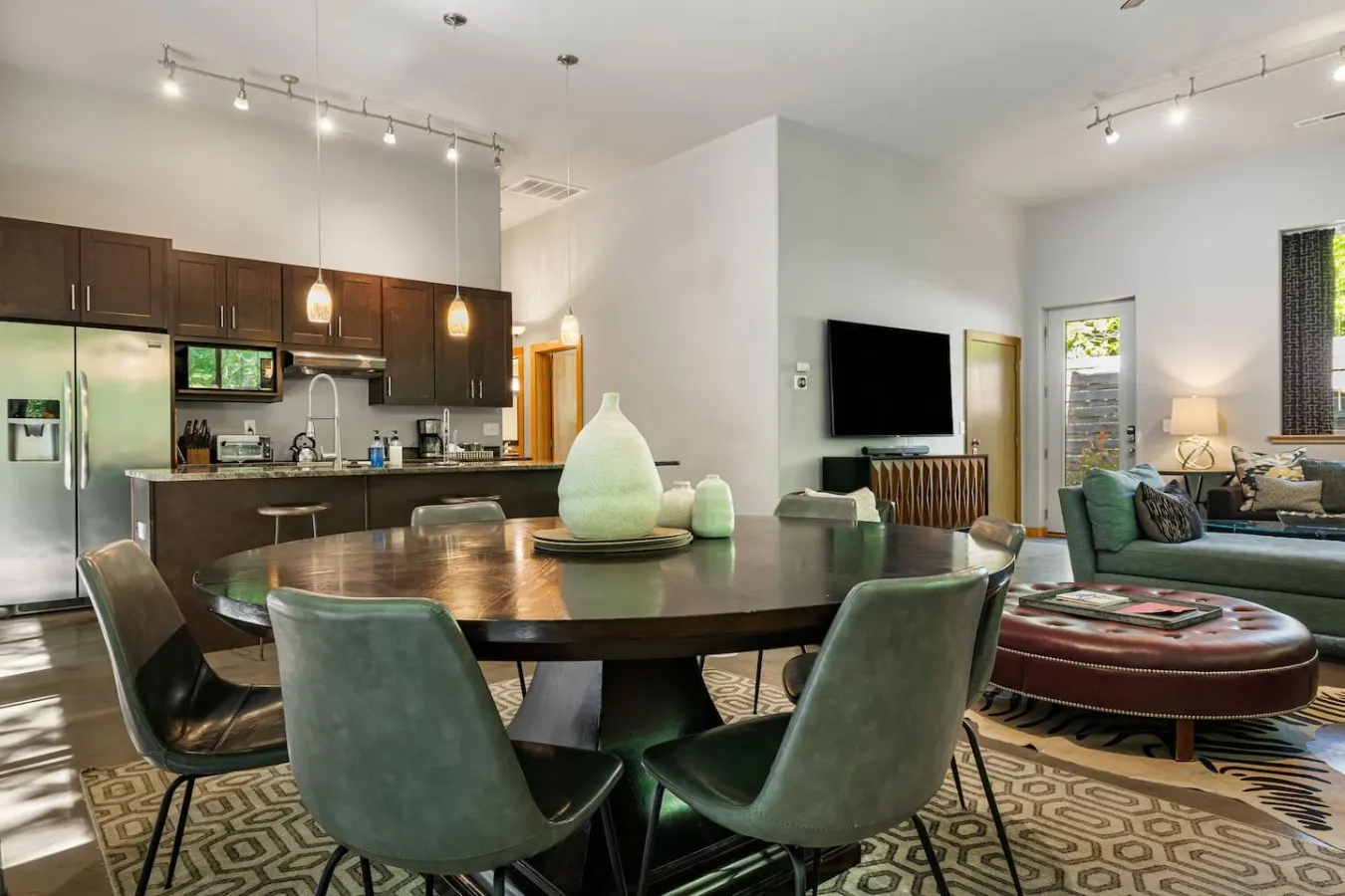 Trail on Property, Amazing AVL Location & Hot Tub 2