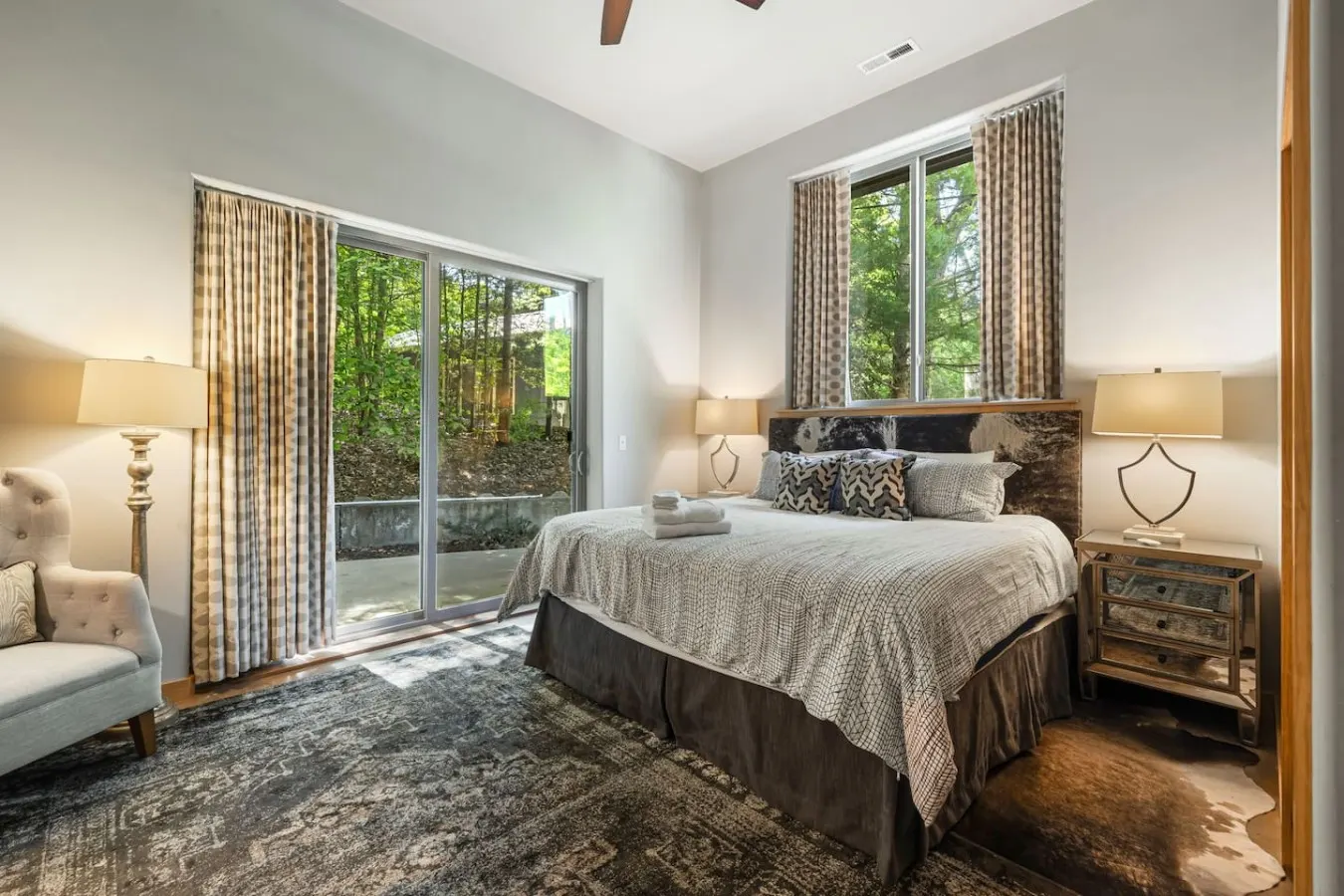 Trail on Property, Amazing AVL Location & Hot Tub 5
