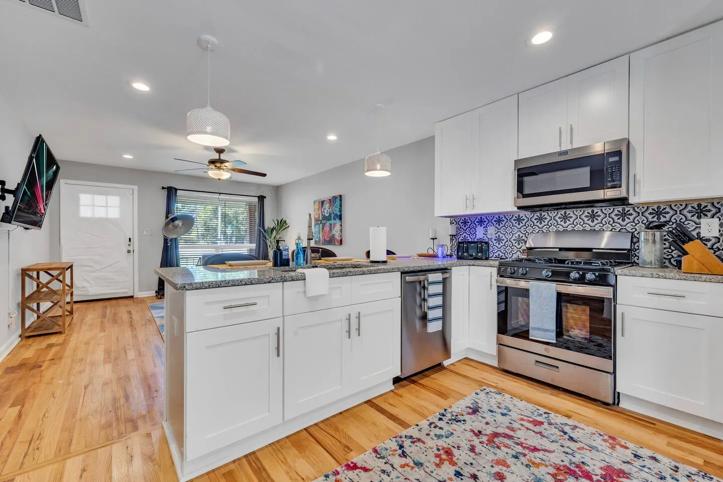 Stylish Duplex Near East Lake Golf Course (Unit B) 5