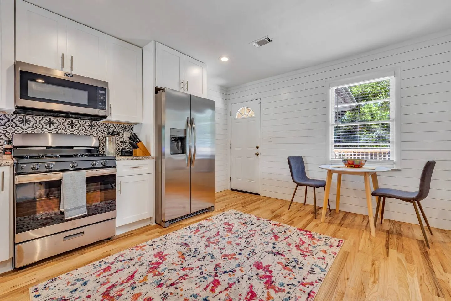 Stylish Duplex Near East Lake Golf Course (Unit B) 6
