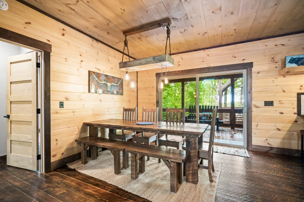 Home & Carriage House, River Access, 5 min from Downtown 17