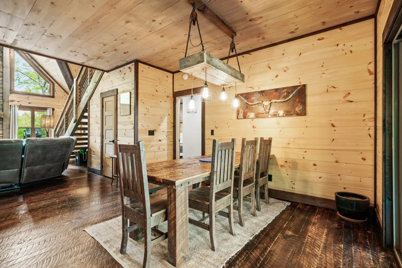 Home & Carriage House, River Access, 5 min from Downtown 20