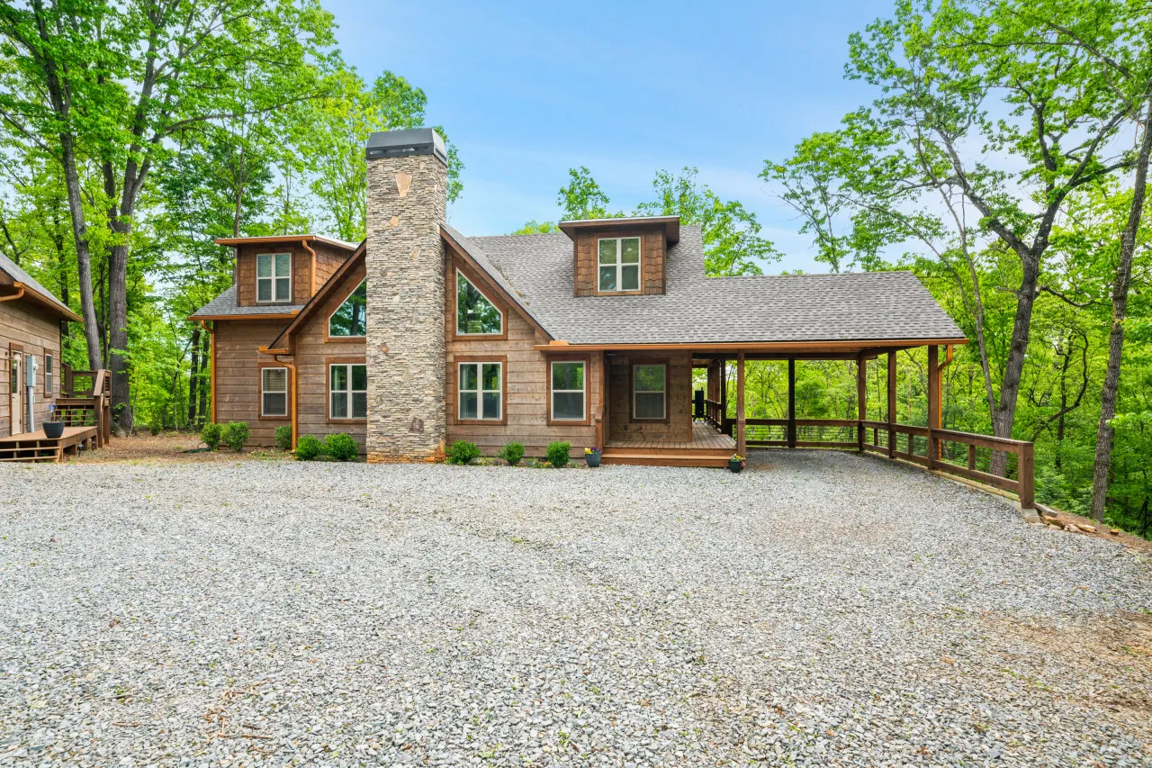 Home & Carriage House, River Access, 5 min from Downtown 7