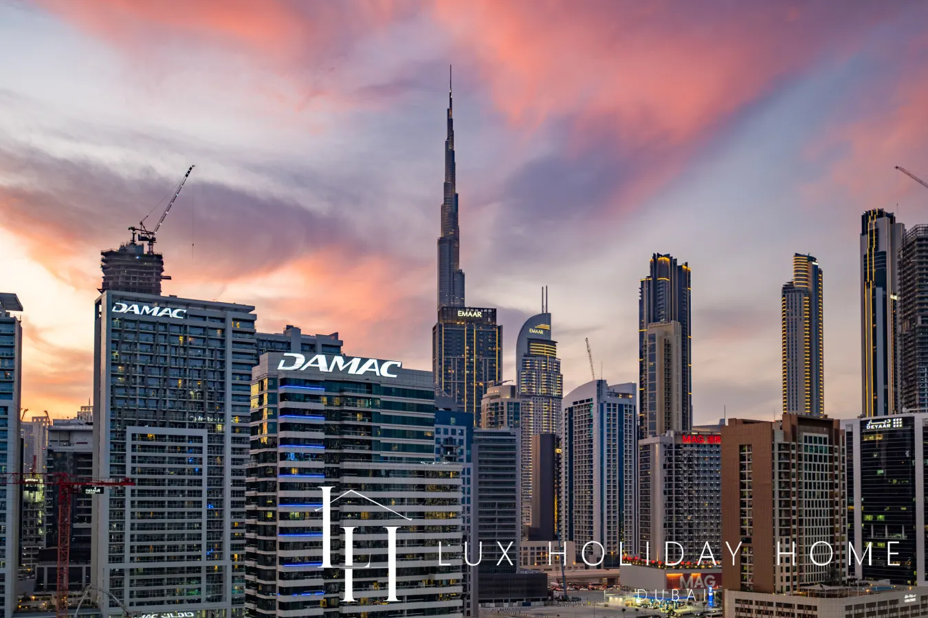 LUX The 15 Northside Burj Khalifa View Suite 10