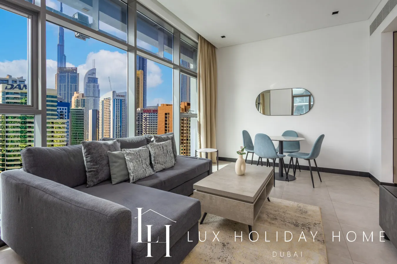 LUX The 15 Northside Burj Khalifa View Suite 3