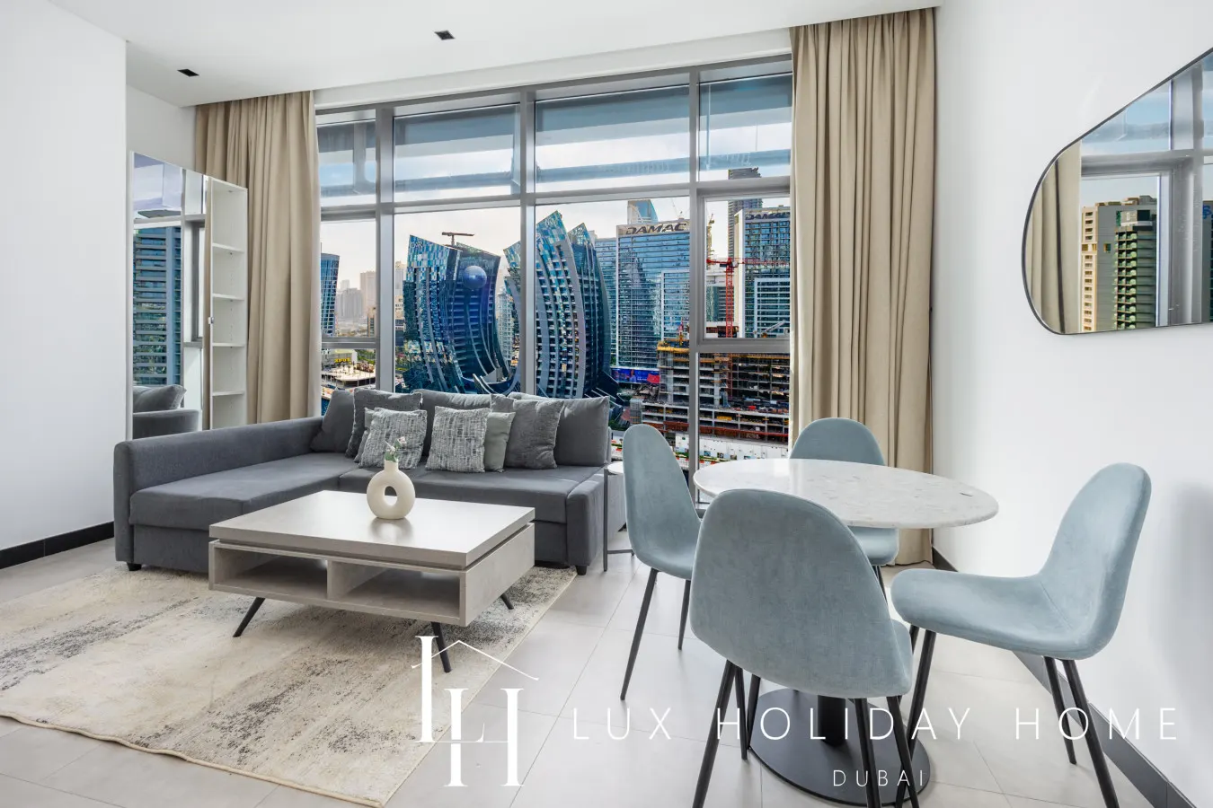 LUX The 15 Northside Burj Khalifa View Suite 6