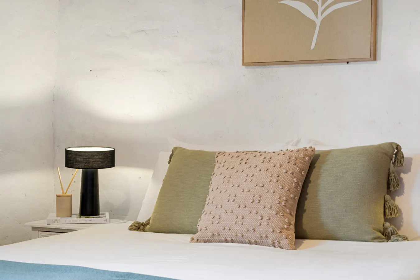 Orchard Cottage—A Leafy Peaceful Retreat with Spa 7