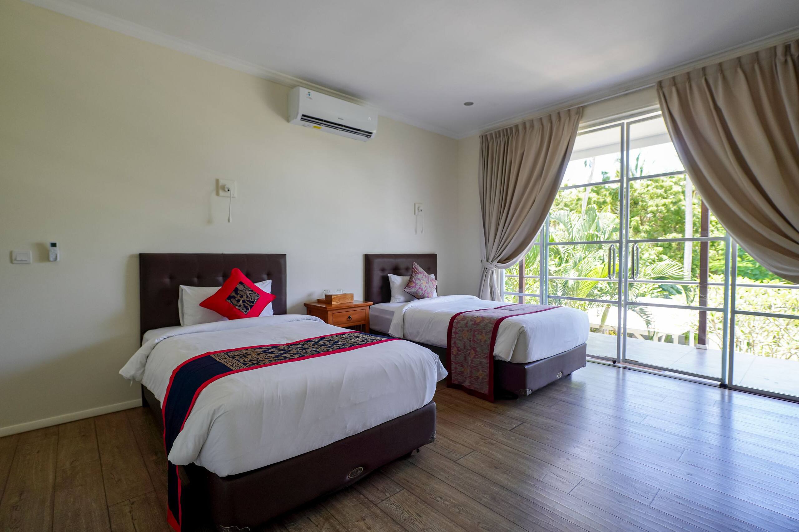 Private Pool 4 Bedroom Villa-Candidasa Beach View 18