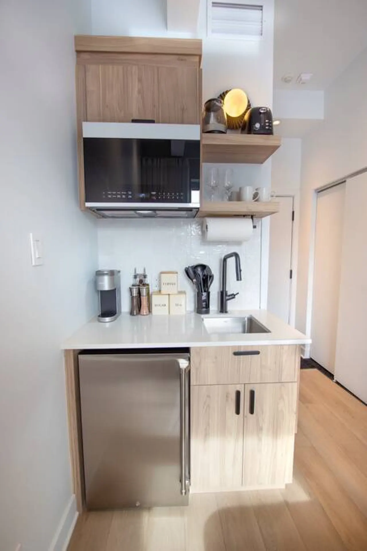 Studio4/Plateau/St-Denis/Terraces/SelfCheck-In/AC 11