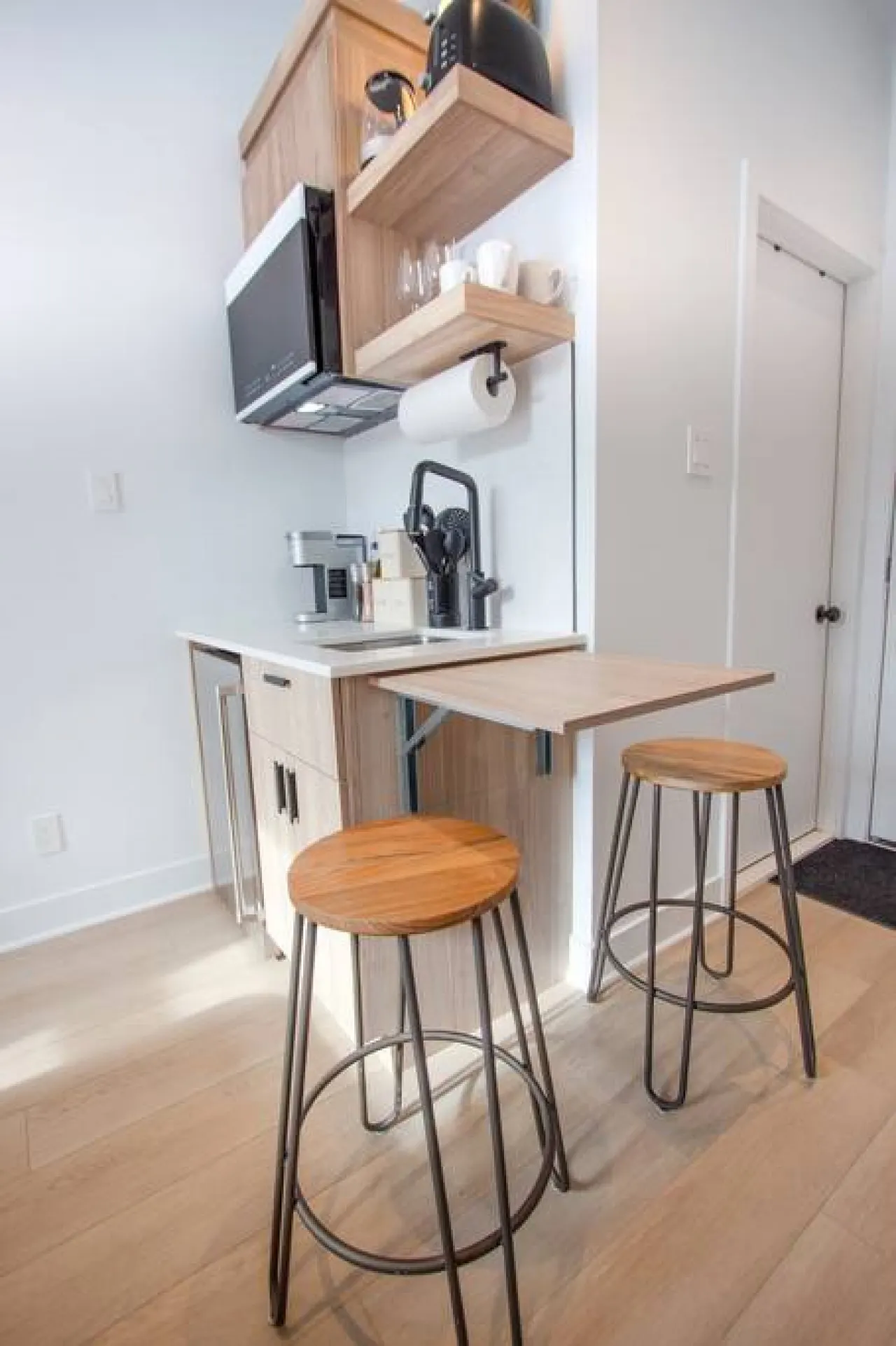 Studio4/Plateau/St-Denis/Terraces/SelfCheck-In/AC 3