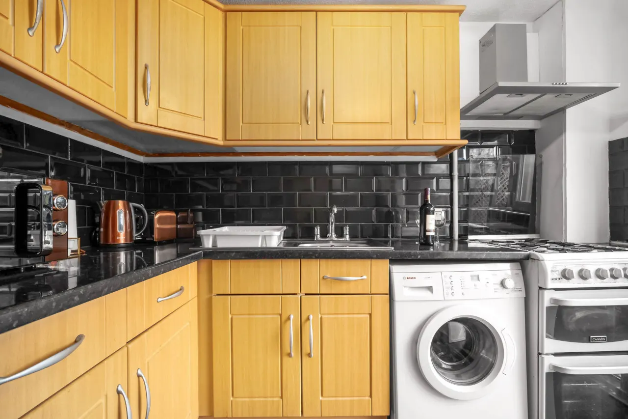 Cozy 3 Bed House - City Centre - Garden - Parking 6