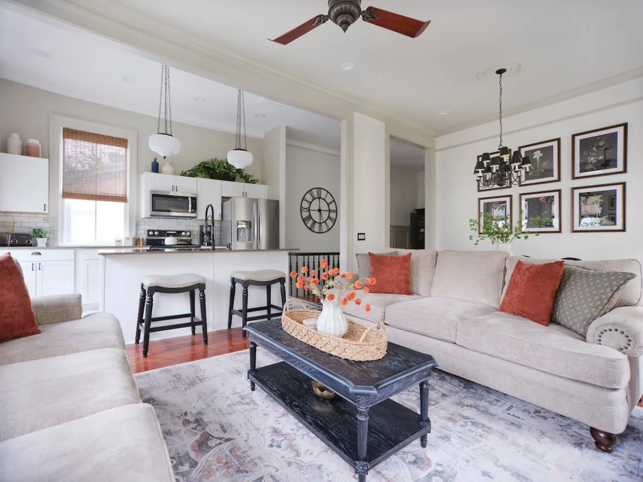 Renovated Historic Home by Forsyth Park - 4BR with a Common Area and 5 Baths + Porches 2