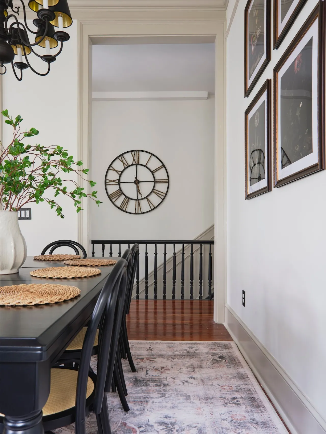 Renovated Historic Home by Forsyth Park - 4BR with a Common Area and 5 Baths + Porches 14