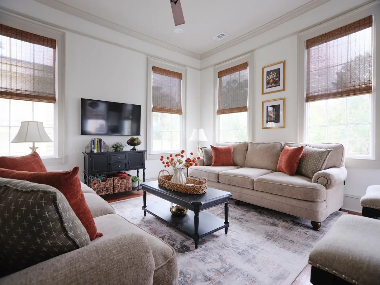 Renovated Historic Home by Forsyth Park - 4BR with a Common Area and 5 Baths + Porches 4