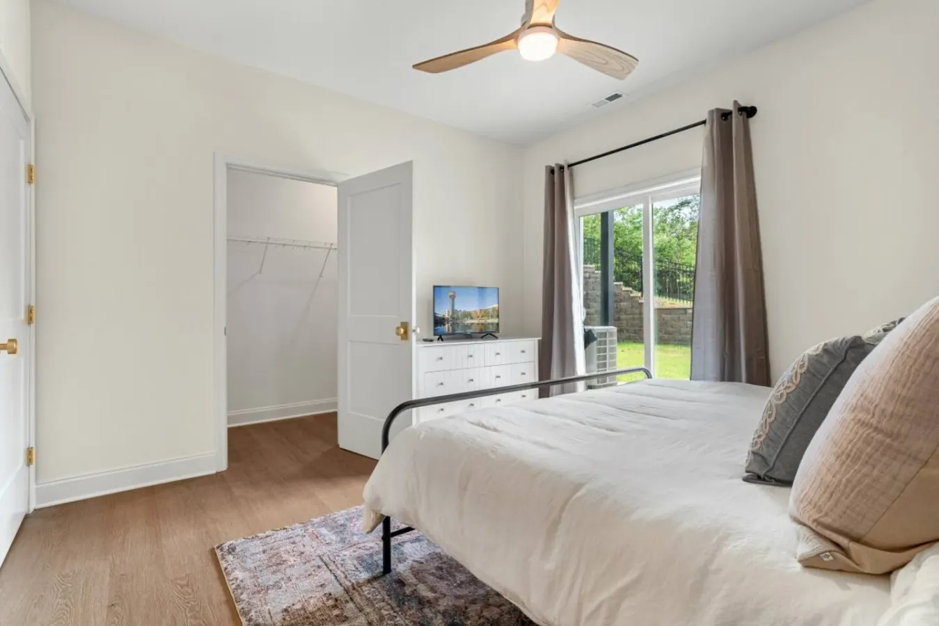 Idlewood Suites ~ 3-Story West Knoxville Suite #2 10