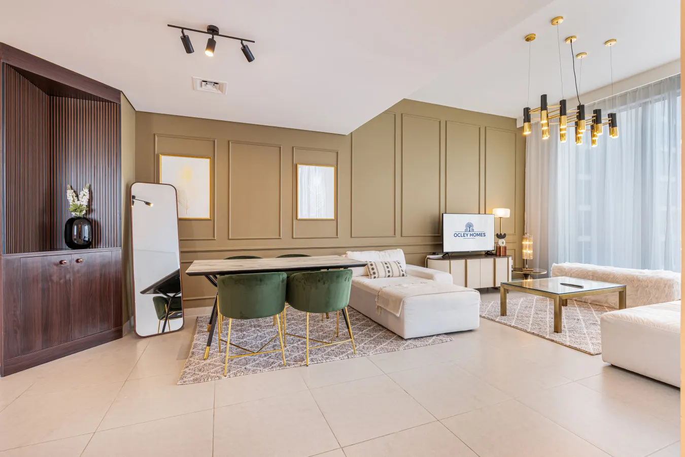 Luxe Home steps away from Dubai Mall 9