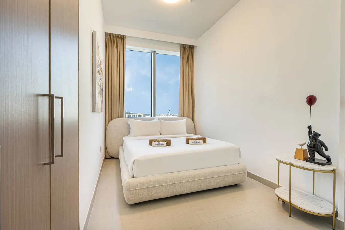 Luxe Home steps away from Dubai Mall 11