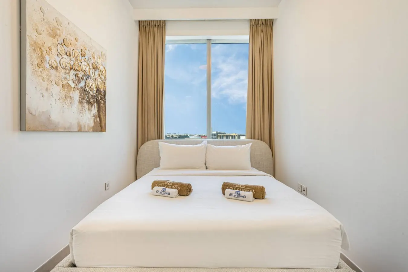 Luxe Home steps away from Dubai Mall 12