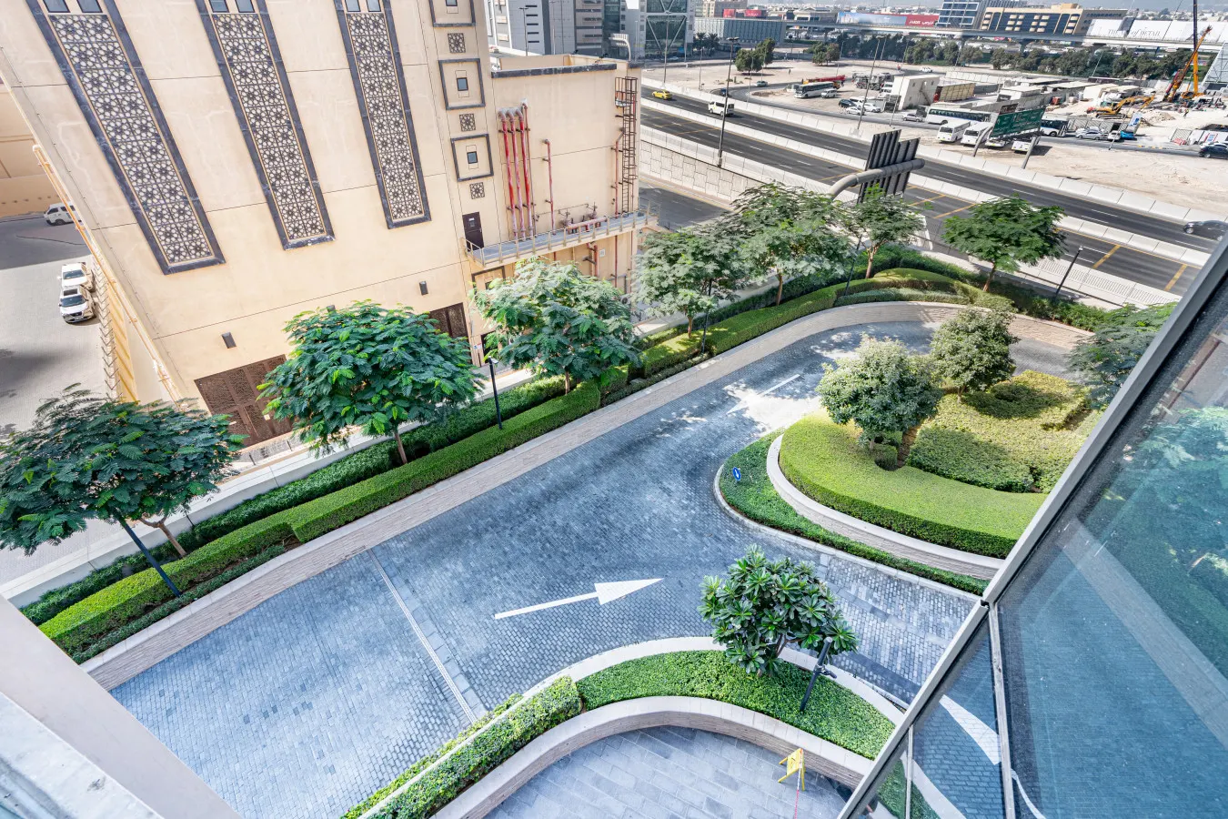 Luxe Home steps away from Dubai Mall 19