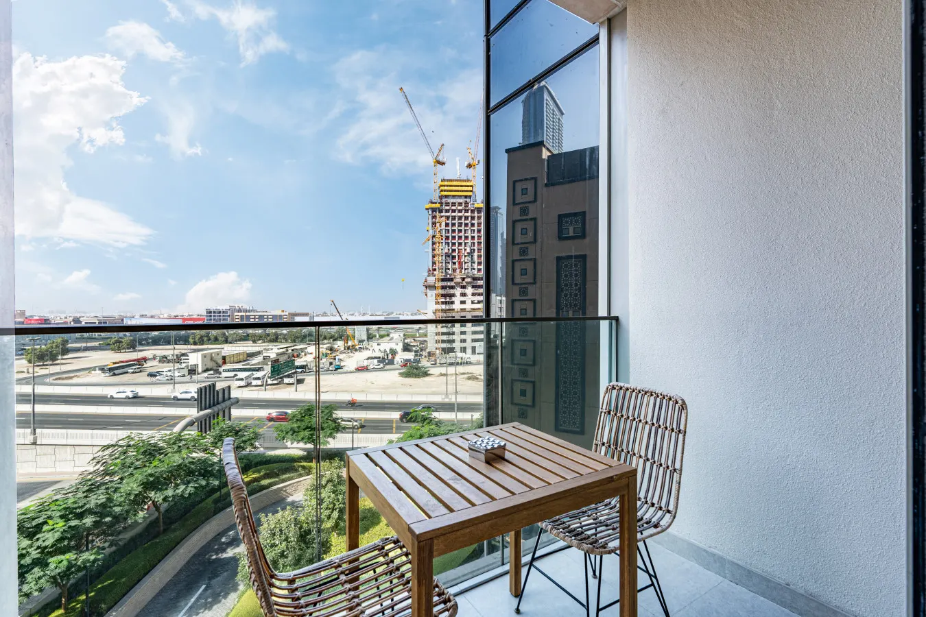 Luxe Home steps away from Dubai Mall 6