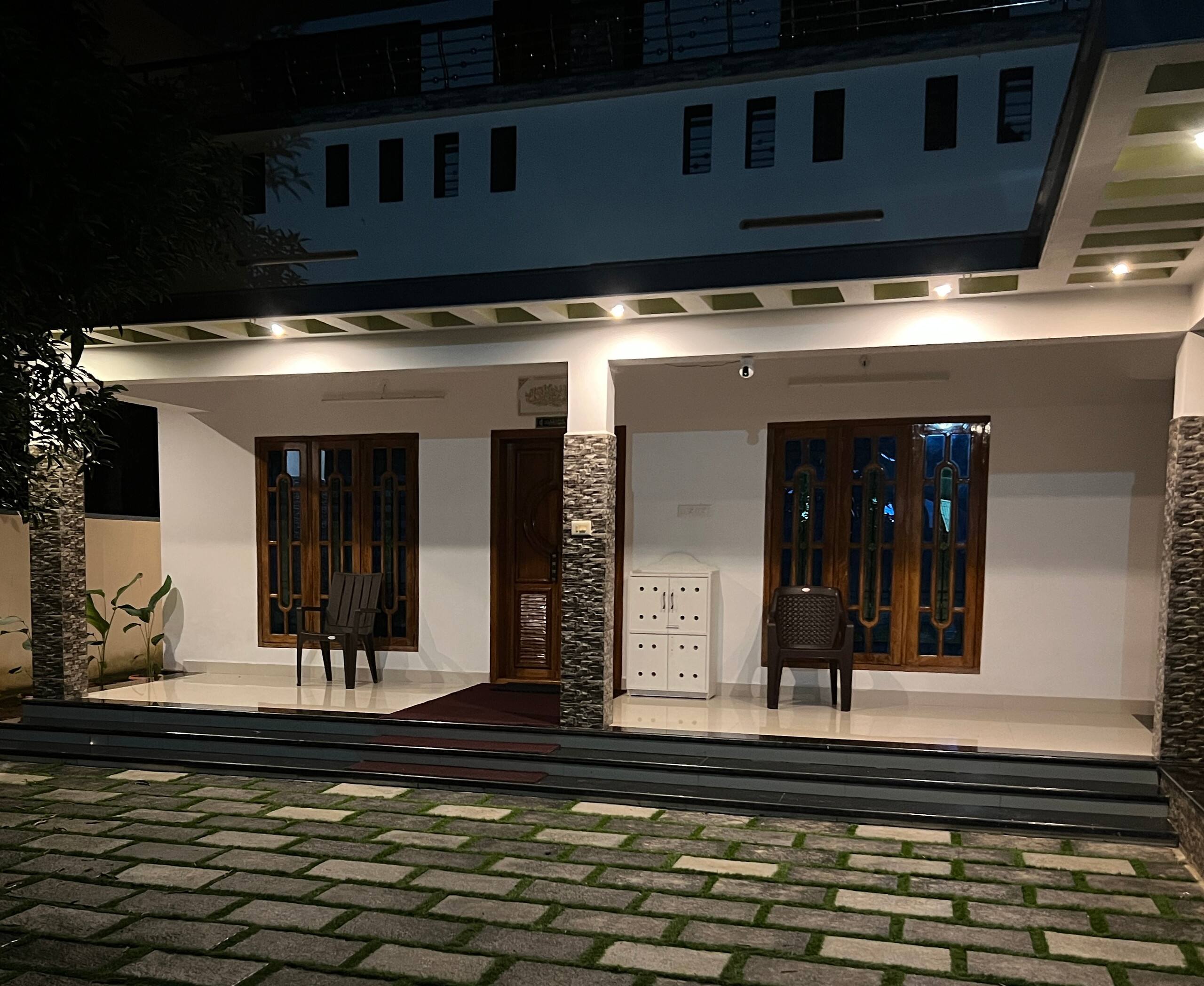 Adams stay 4BHK,5 min drive to varkala cliff 26