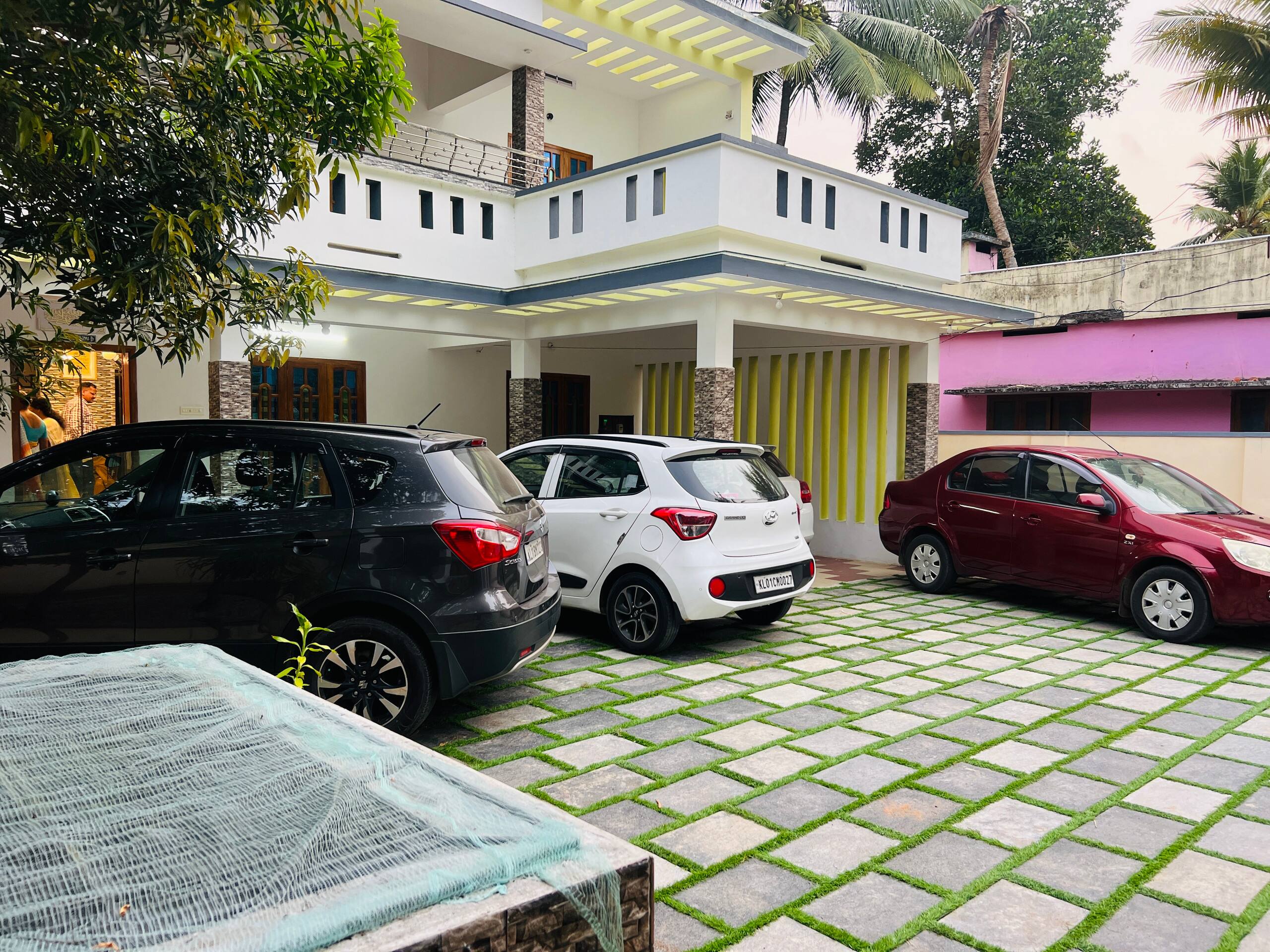 Adams stay 4BHK,5 min drive to varkala cliff 25