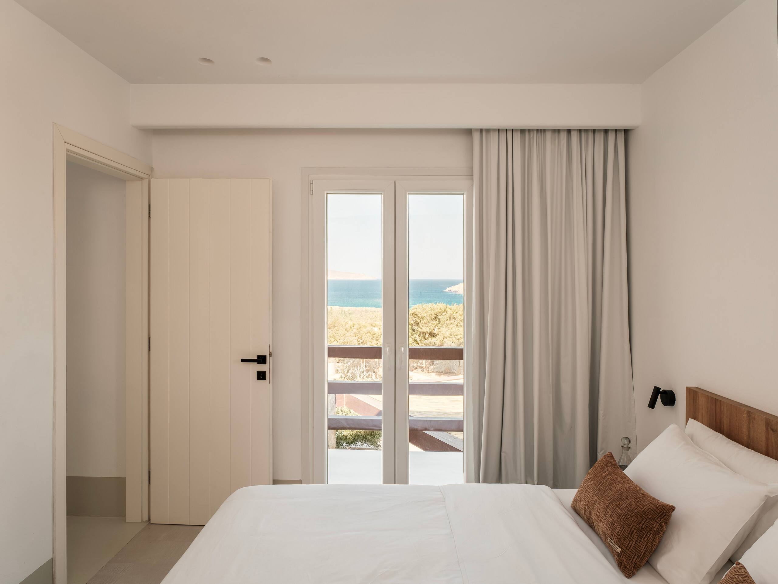 Amnos Mykonos – A Blue Eye Collection Villa 38