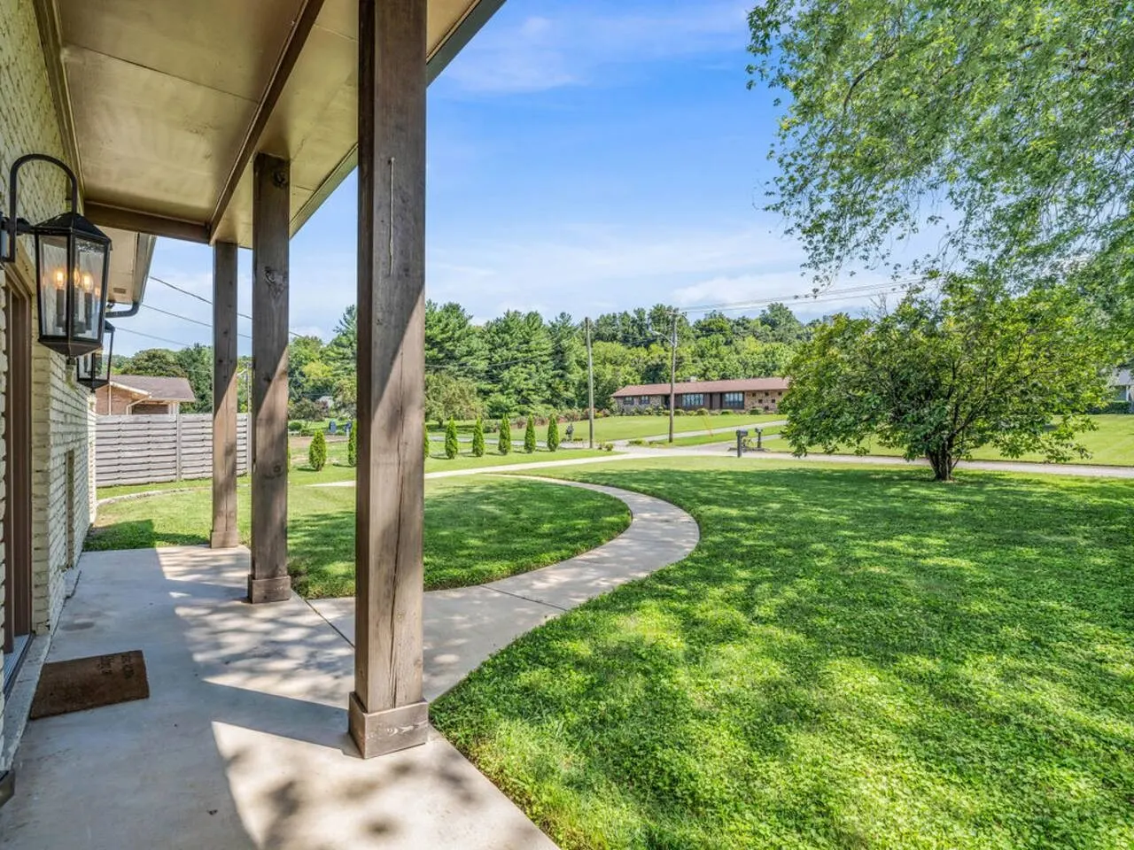 River Shore Retreat Peaceful Knoxville Escape 14