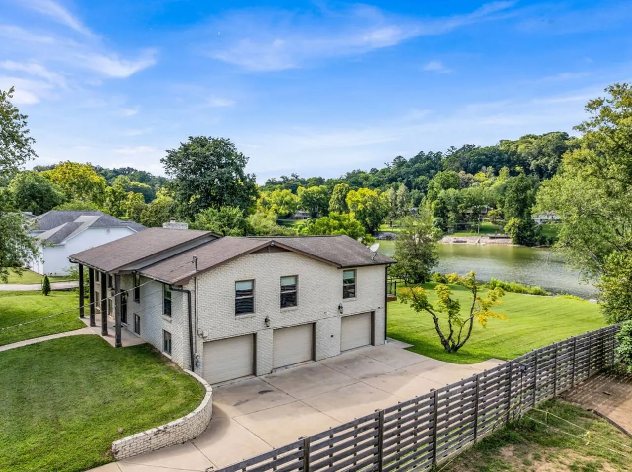 River Shore Retreat Peaceful Knoxville Escape 6