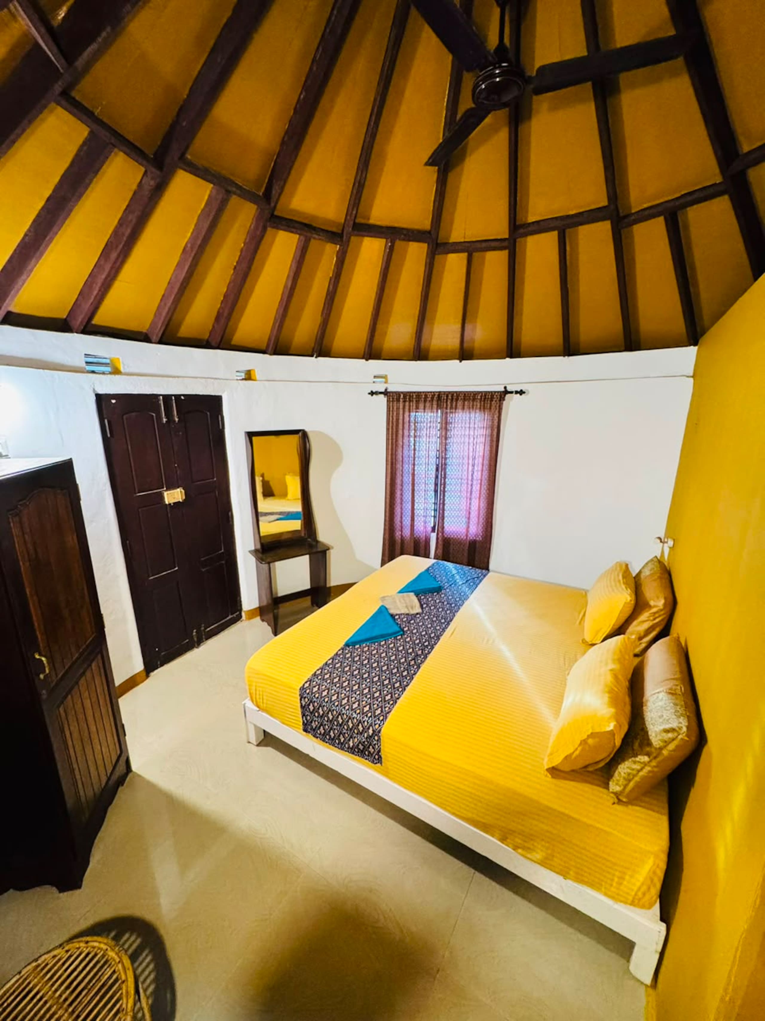 Seal pearl chalets - Sea View A/c cottage 5