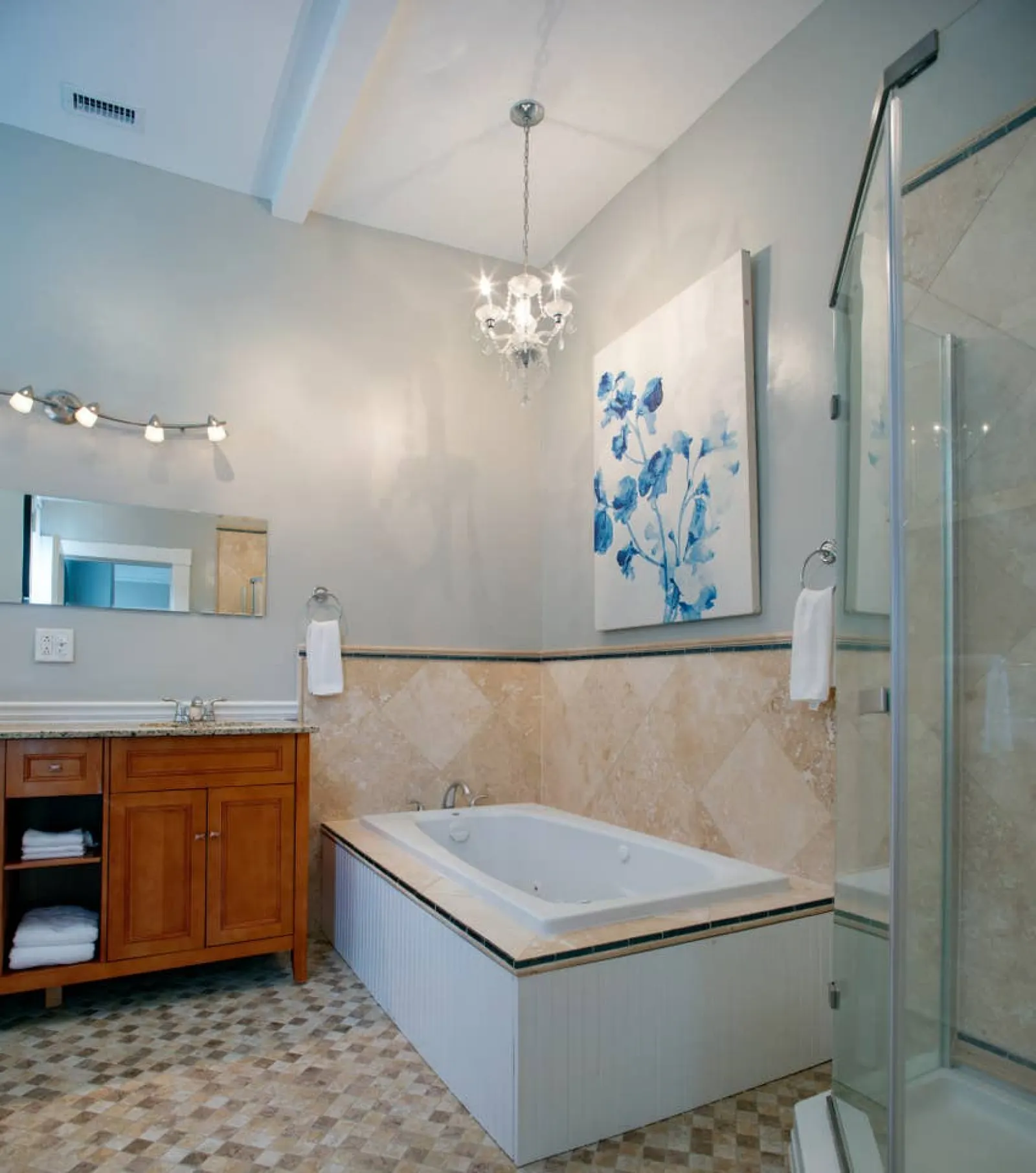 107 E Waldburg Huge 5 bed, 5 bath in Historic Downtown Savannah 3