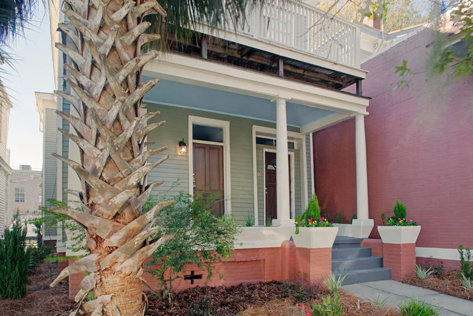 107 E Waldburg Huge 5 bed, 5 bath in Historic Downtown Savannah 8