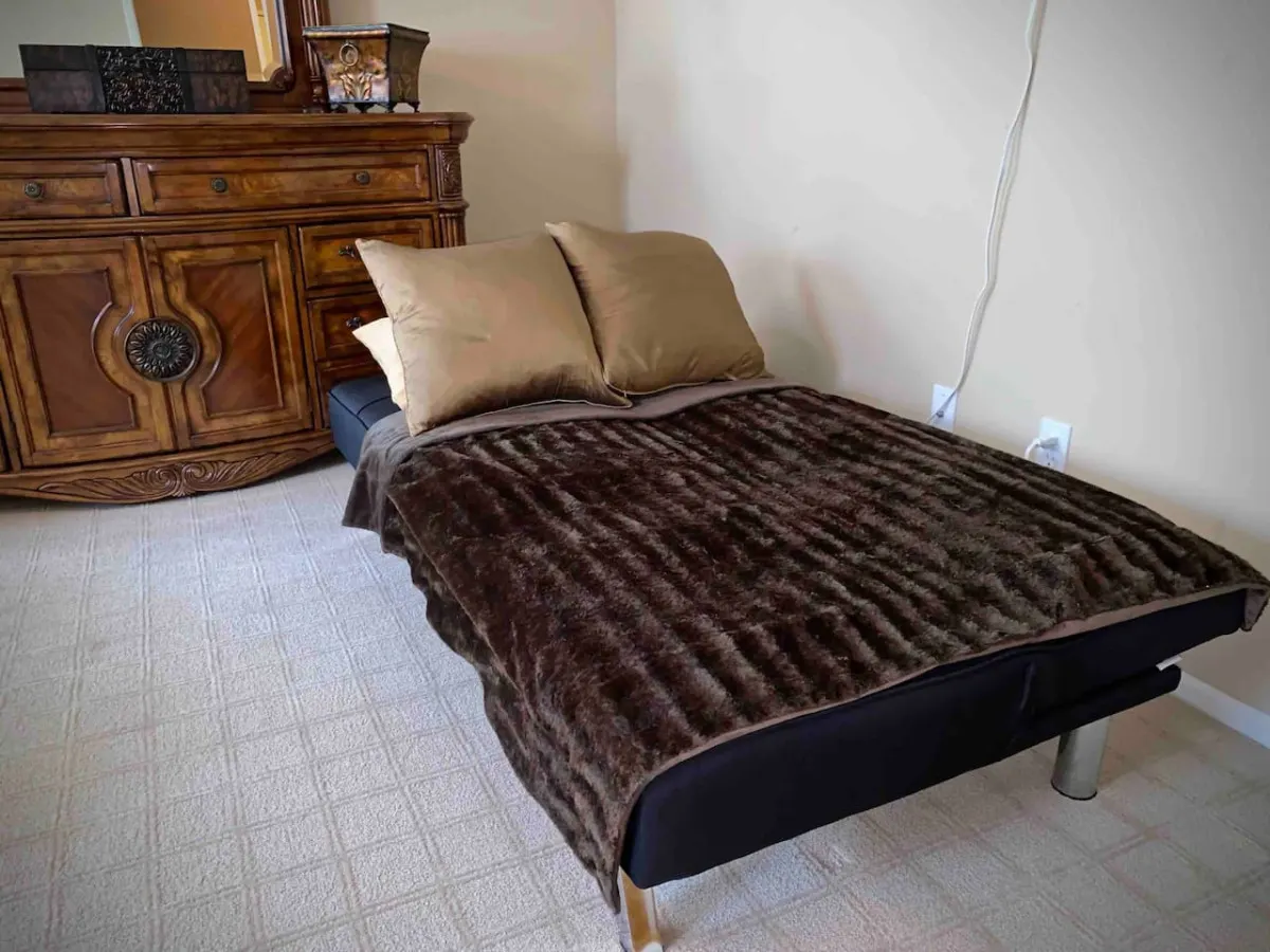 Matthau Indio - Pool, Spa, Gated Community, Walk to Festivals 17