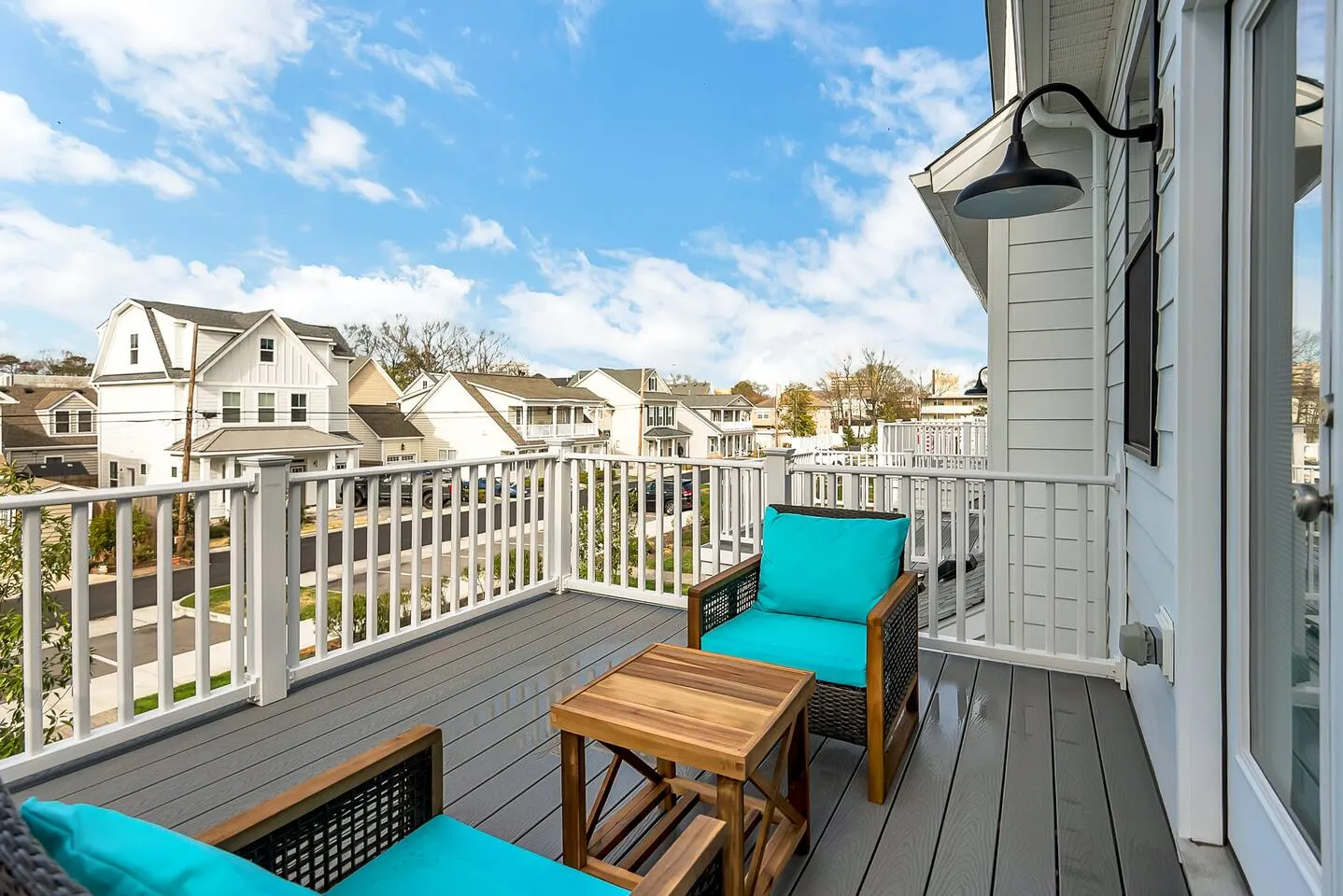 Virginia Beach 4BR • 2 Living Rooms + Balcony — photo 5