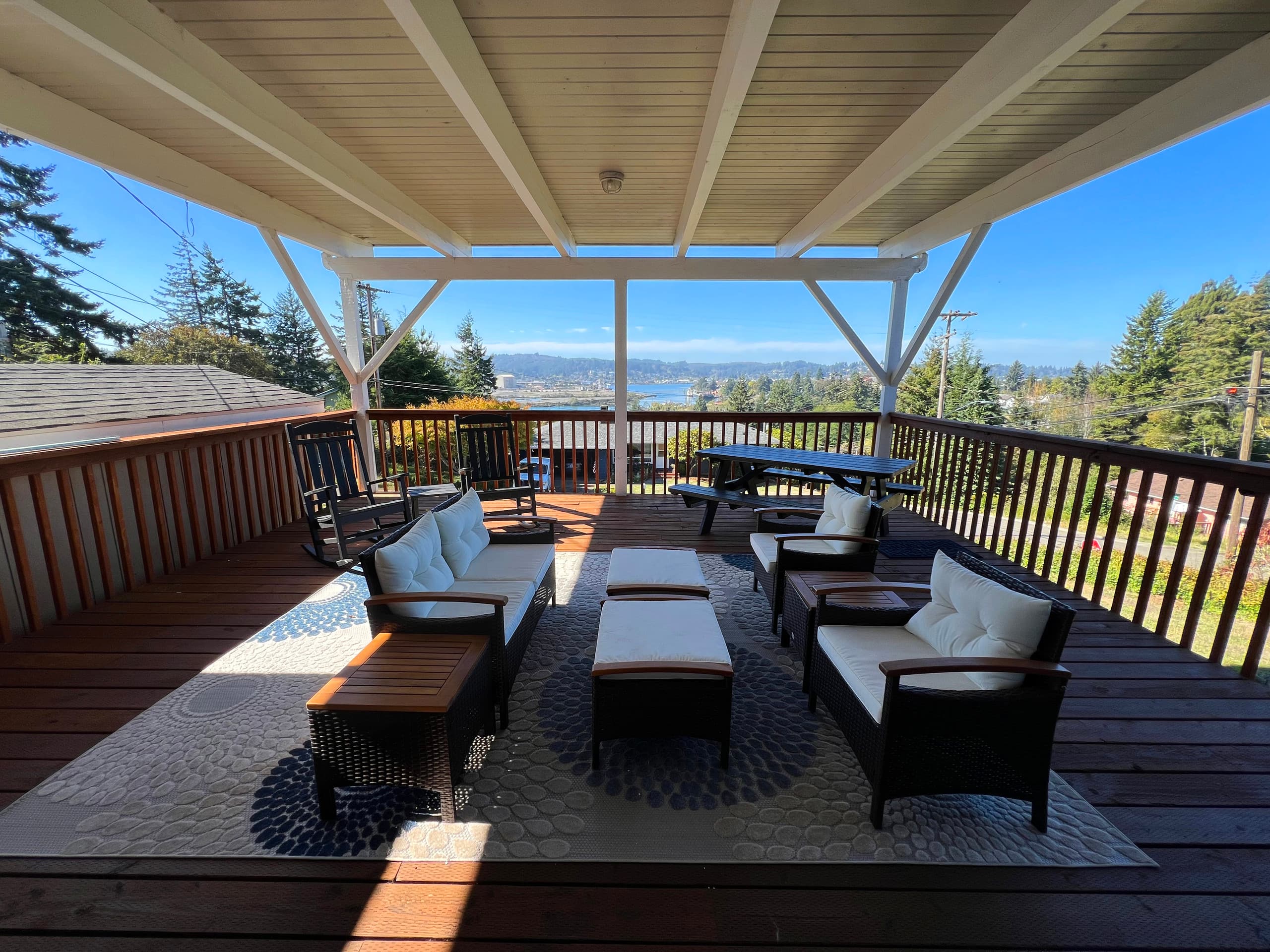 Coos Bay Vista House — photo 3