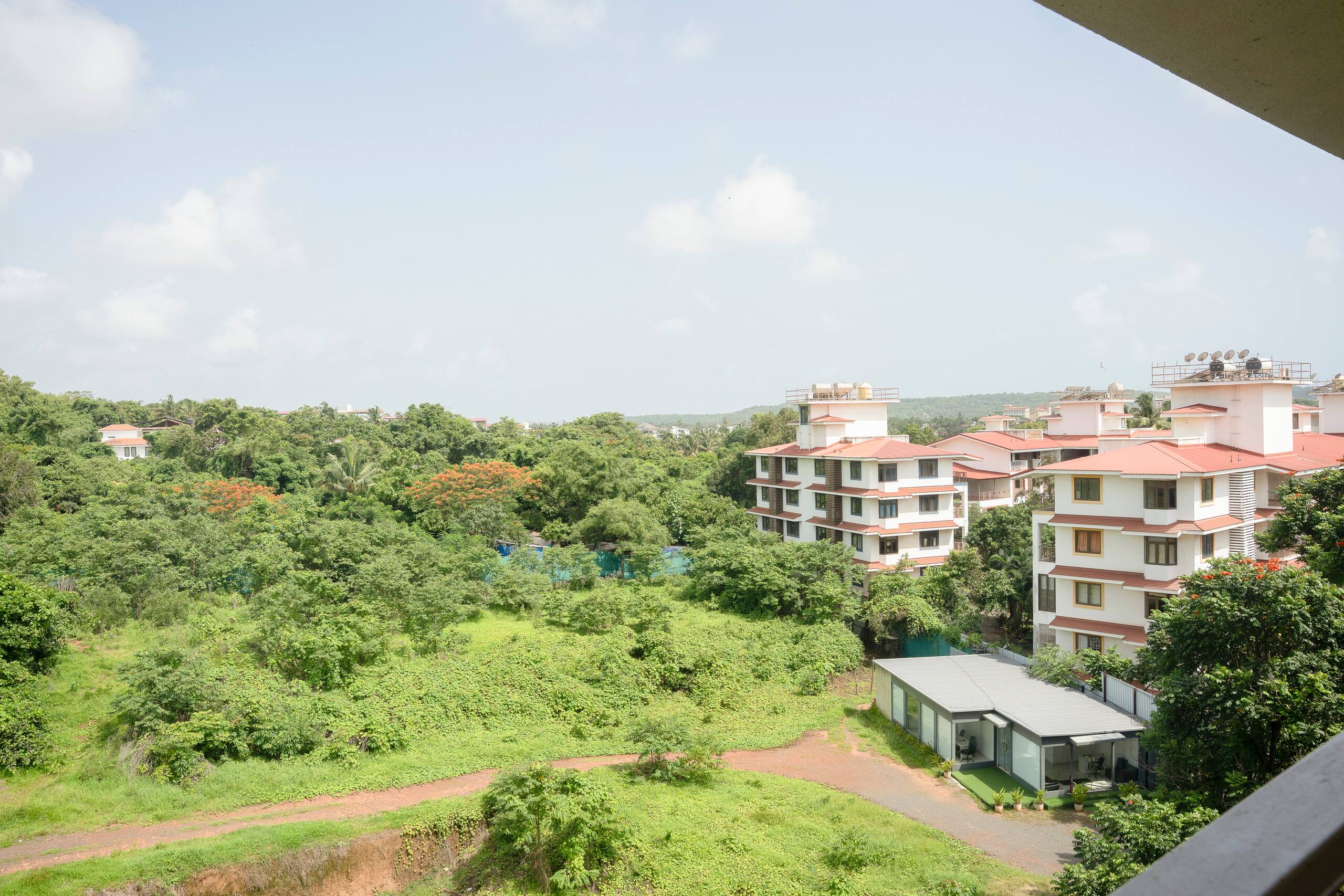 Kai Vista 2BHK Apt | Pool & Balcony | Candolim 28
