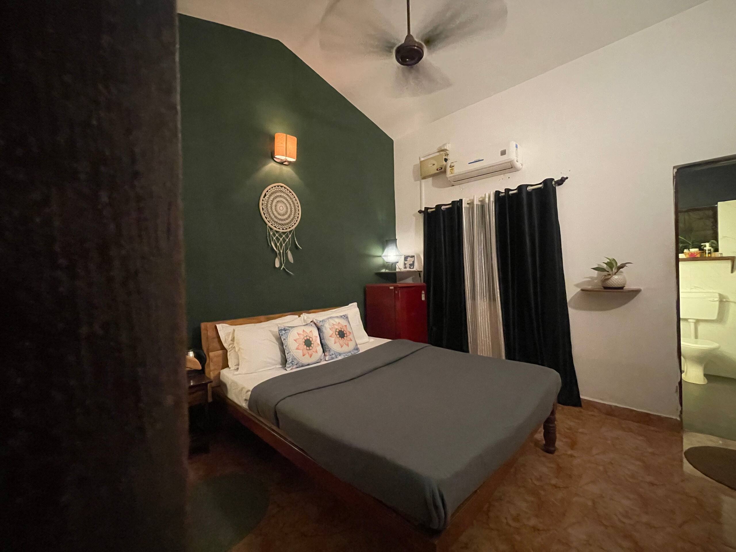 Hidden cozy room 750mtr to beach/ hideaway bar 4
