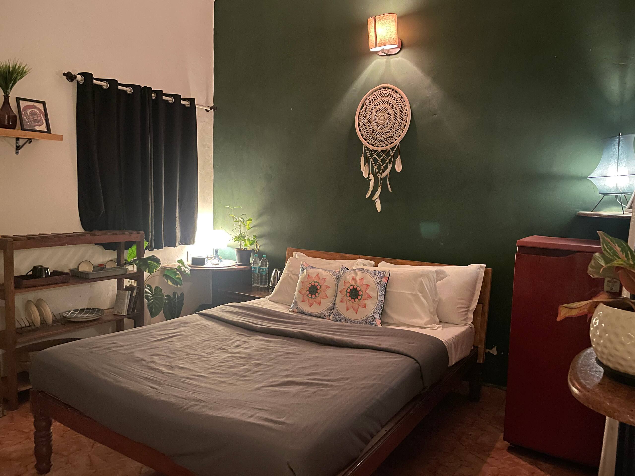 Hidden cozy room 750mtr to beach/ hideaway bar 15