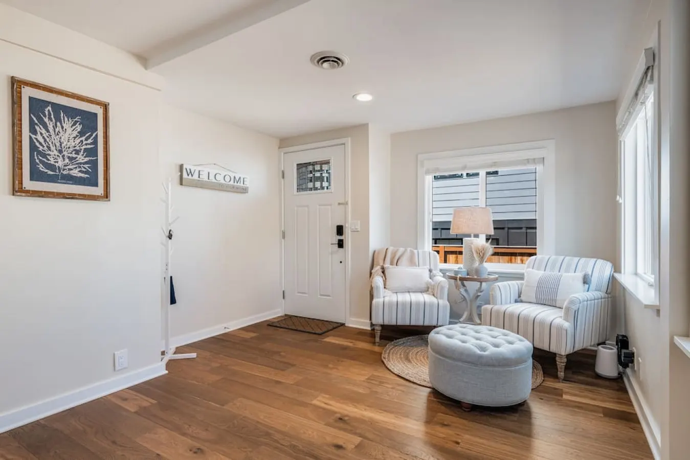 Cottage Gem ~ Min to Waterfront 11