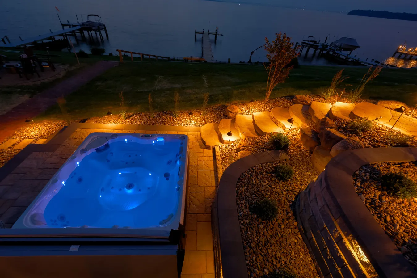 Sunset View Oasis Waterfront w Hot Tub/Dock 9